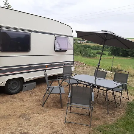 Hétvégi ház La Caravane Campagnarde 5 Personnes, Sur Terrain Prive *