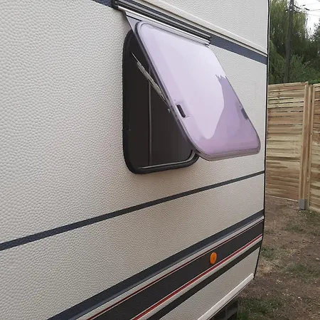 La Caravane Campagnarde 5 Personnes, Sur Terrain Prive Hétvégi ház Saint-Gobert (Aisne)